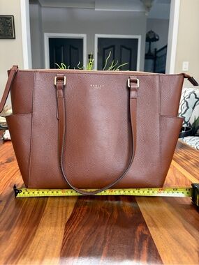 Radley  London Brown Leather Tote Bag - Classic Work & Travel Tote  Gorgeous  🥰